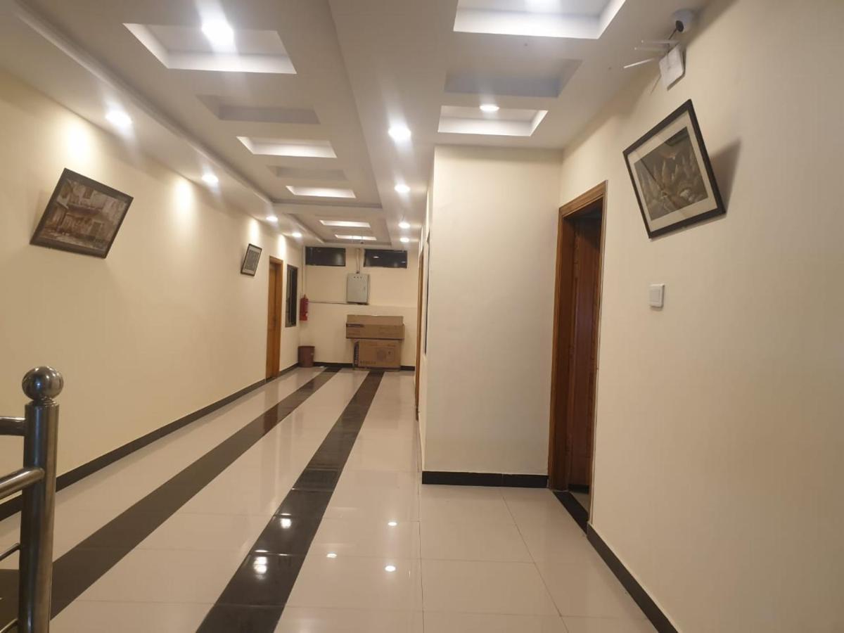 Dream Night Hotel Исламабад Экстерьер фото
