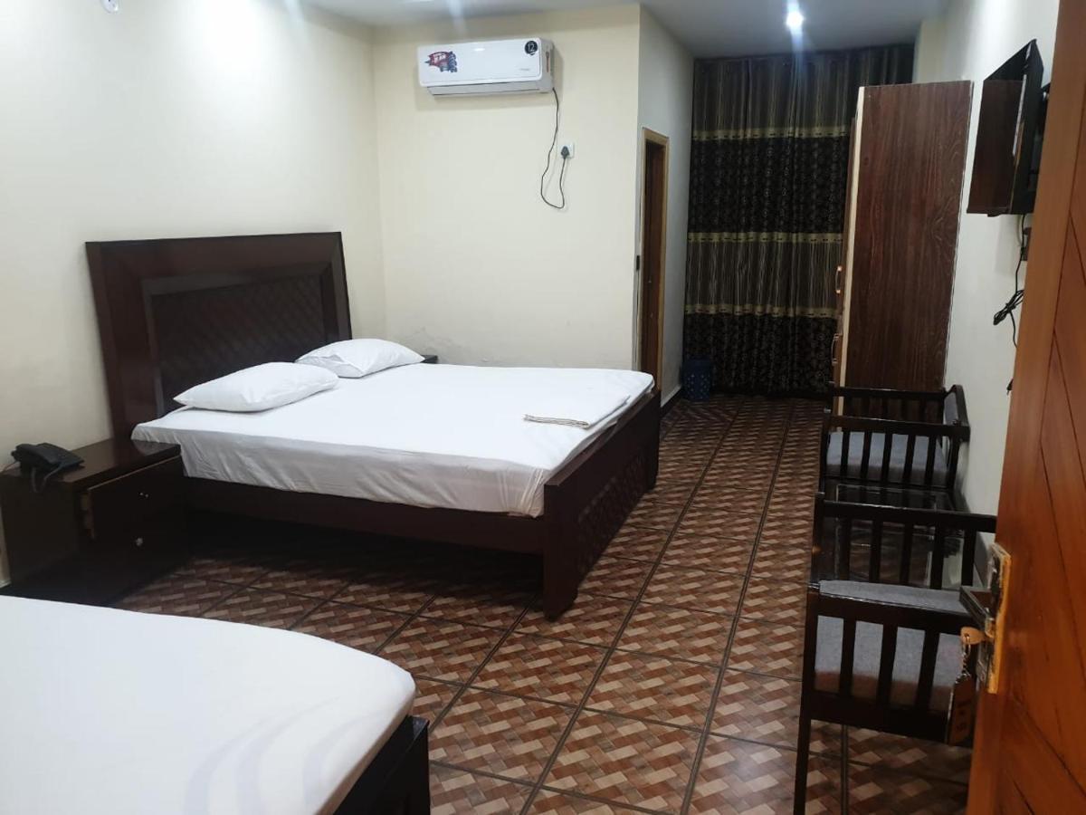 Dream Night Hotel Исламабад Экстерьер фото